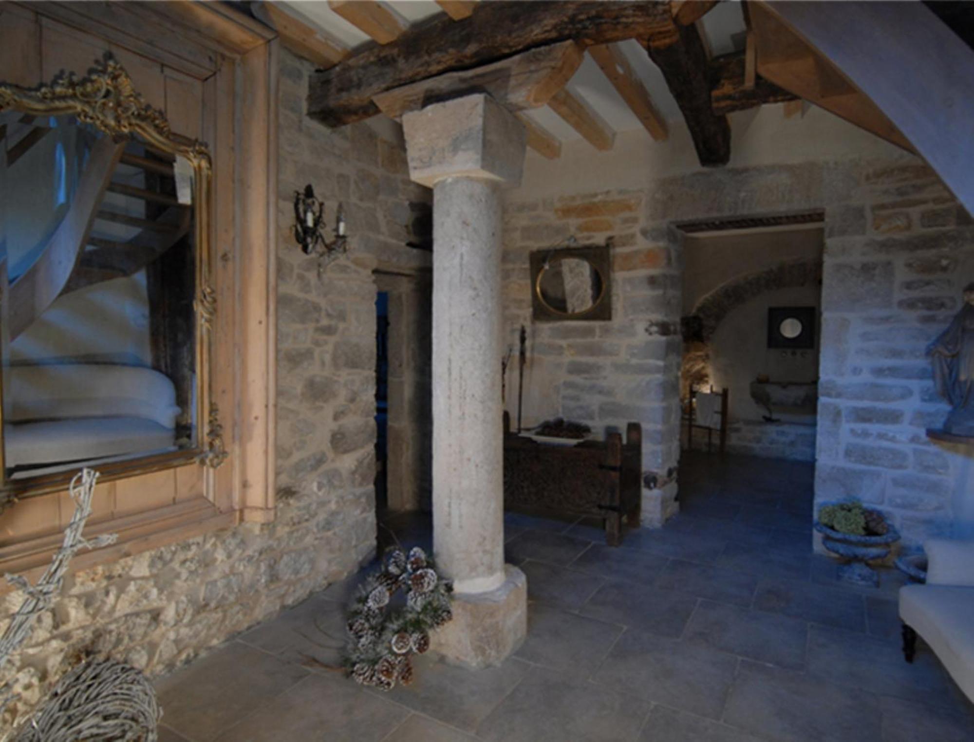 La Grange A Nicolas Baume-les-Messieurs Luaran gambar